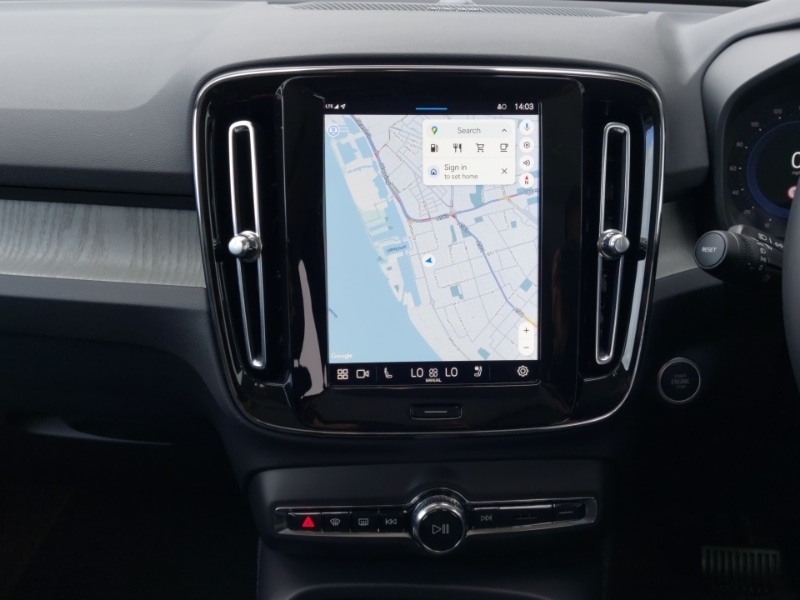 Used Volvo XC40 2024 for sale - 76709063: Photo 10