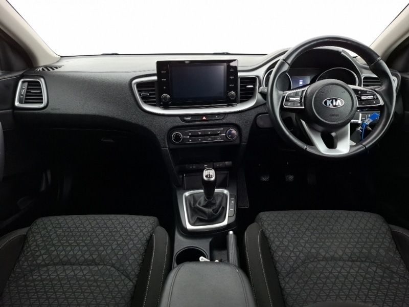 Used Kia XCeed 2021 for sale - 77320107: Photo 2