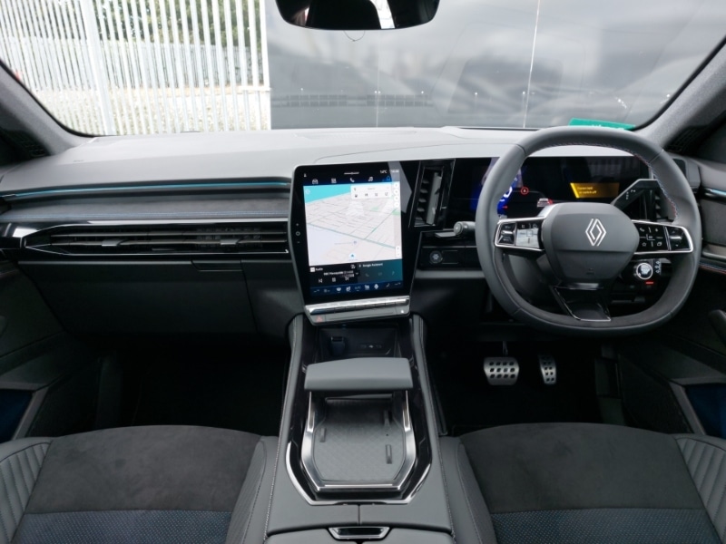 Used Renault Other 2024 for sale - 76970785: Photo 2