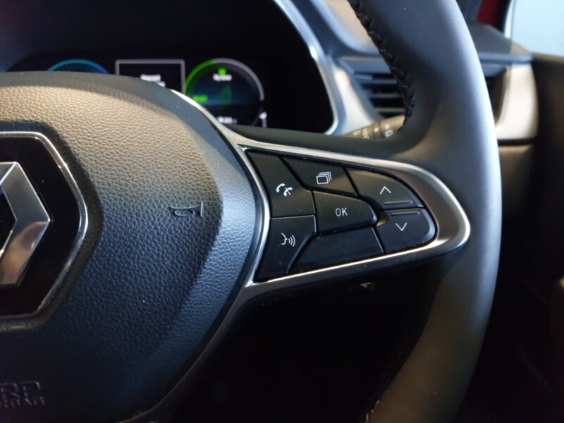 Used Renault Captur 2023 for sale - 76392657: Photo 11