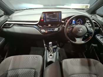 Used Toyota C-HR 2022 for sale - 75909350: Photo