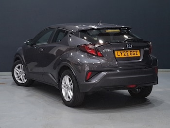 Used Toyota C-HR 2022 for sale - 75909350: Photo