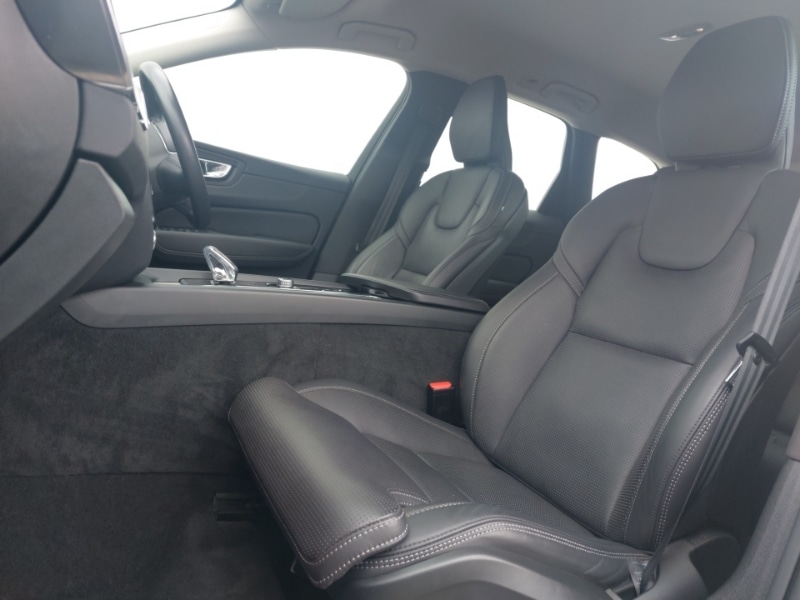 Used Volvo XC60 2021 for sale - 76365984: Photo 5