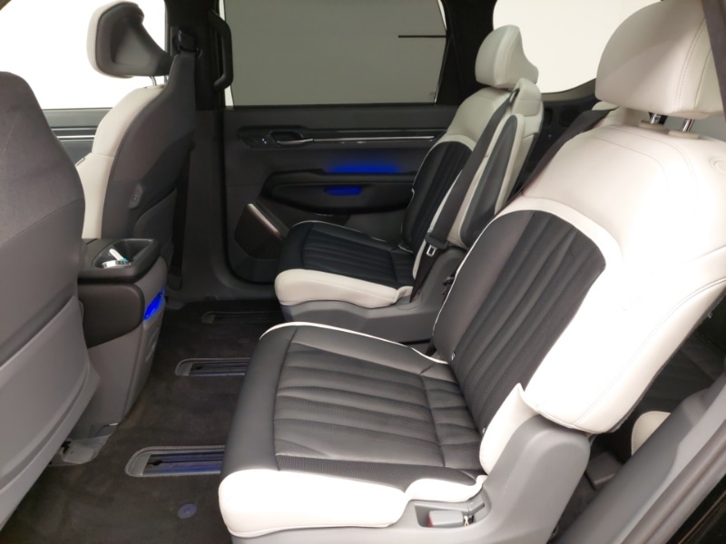 Used Kia EV9 2025 for sale - 77070610: Photo 6