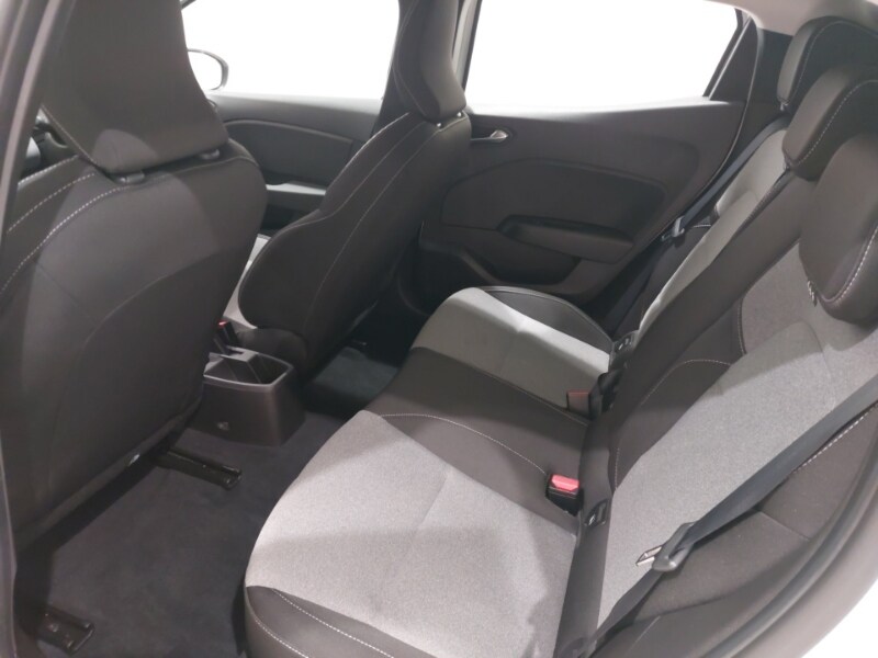 Used Renault Clio 2024 for sale - 77690554: Photo 6