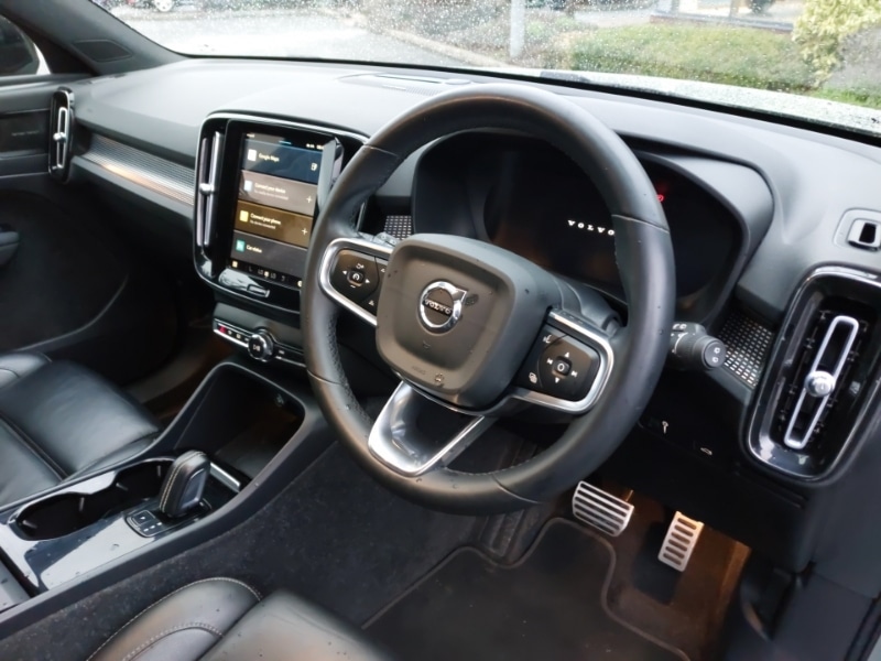 Used Volvo XC40 2021 for sale - 77285290: Photo 11