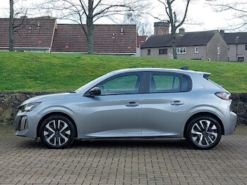 Used Peugeot 208 2025 for sale - 77954842: Photo