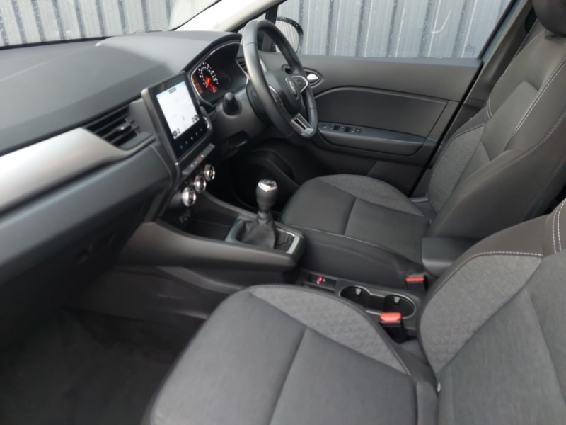 Used Renault Captur 2022 for sale - 76397753: Photo 5