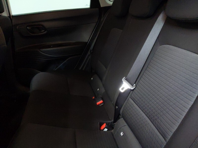 Used Hyundai i20 2023 for sale - 77652579: Photo 6