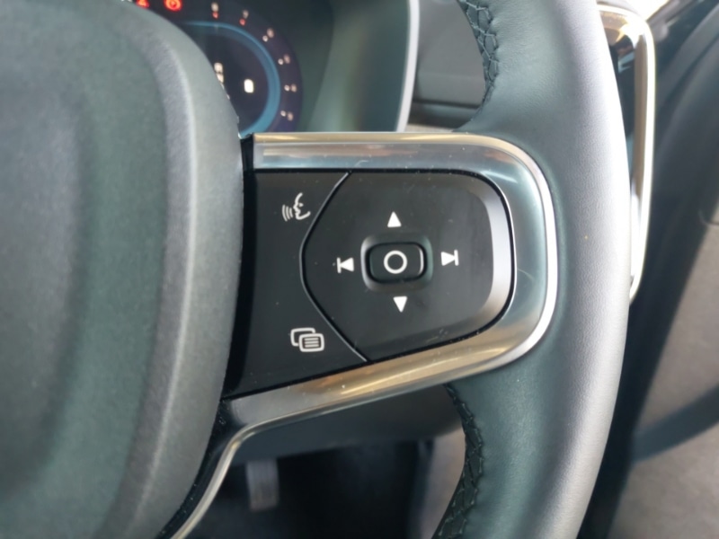 Used Volvo XC40 2024 for sale - 76160053: Photo 11