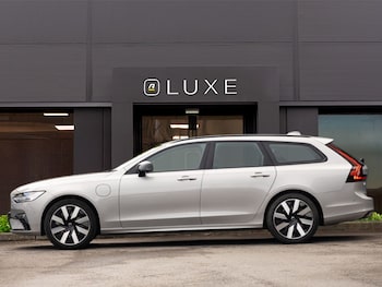 Used Volvo V90 2025 for sale - 78699901: Photo