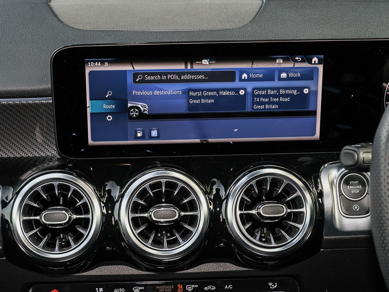 Used Mercedes-Benz GLB 2024 for sale - 76838613: Photo 11