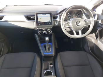 Used Renault Captur 2020 for sale - 76497791: Photo