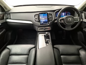 Used Volvo XC90 2022 for sale - 76070927: Photo 2