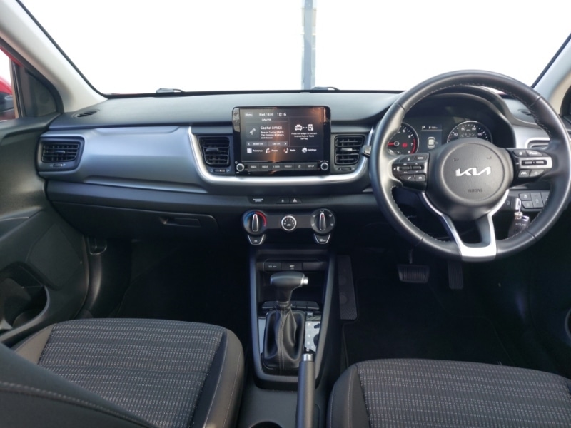 Used Kia Stonic 2022 for sale - 77933799: Photo 2