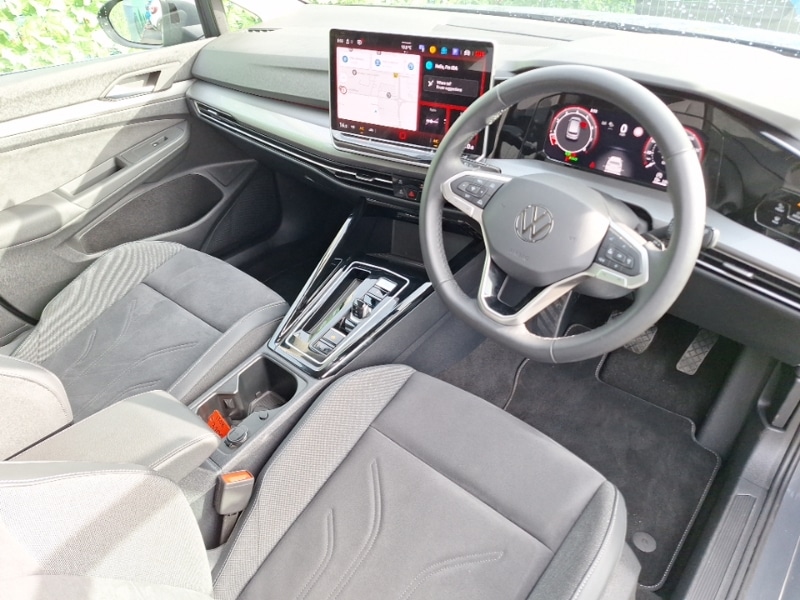 Used Volkswagen Golf 2025 for sale - 77999137: Photo 6