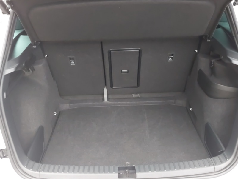 Used Skoda Karoq 2024 for sale - 77290261: Photo 8