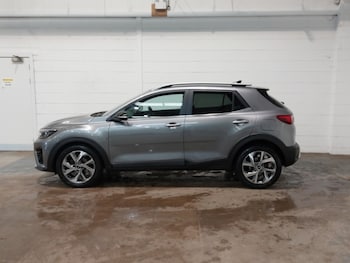 Used Kia Stonic 2025 for sale - 79014710: Photo