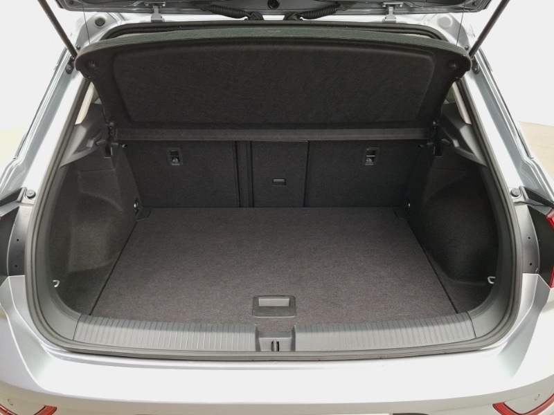 Used Volkswagen T-Roc 2024 for sale - 76624195: Photo 8