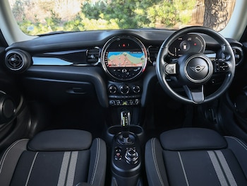 Used MINI Hatch 2021 for sale - 78547836: Photo