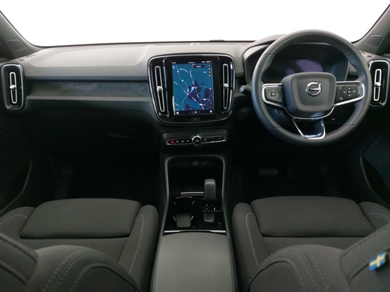 Used Volvo C40 2023 for sale - 78184008: Photo 2