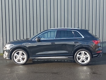 Used Audi Q3 2024 for sale - 77795498: Photo