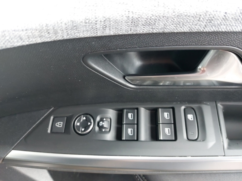 Used Peugeot 3008 2024 for sale - 76404140: Photo 12