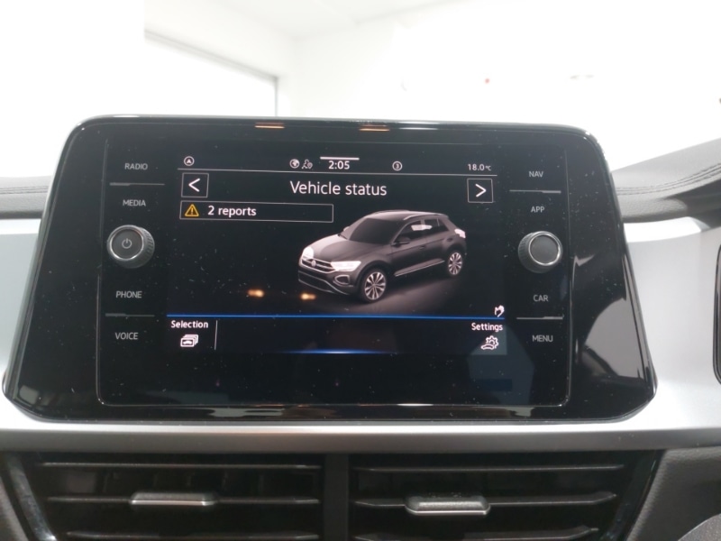 Used Volkswagen T-Roc 2022 for sale - 76610448: Photo 12