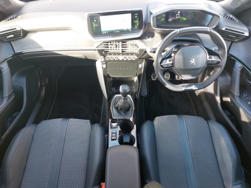 Used Peugeot 2008 2023 for sale - 77924238: Photo 2