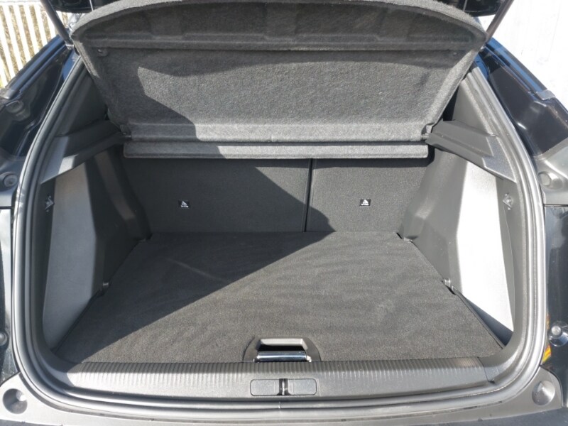 Used Peugeot 2008 2023 for sale - 77924238: Photo 8