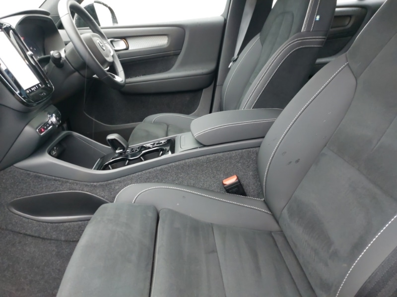 Used Volvo XC40 2024 for sale - 77228948: Photo 5