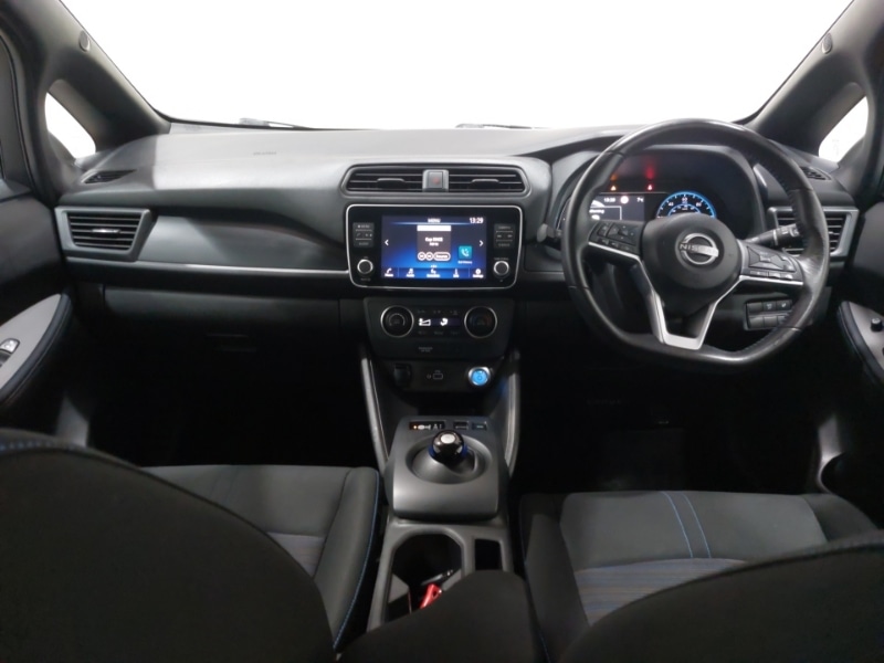 Used Nissan Leaf 2022 for sale - 78219845: Photo 2