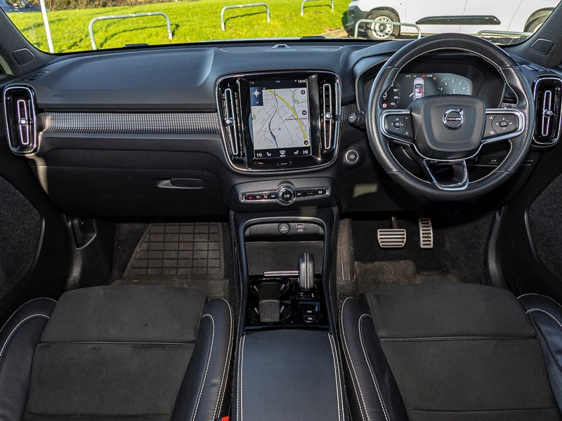 Used Volvo XC40 2021 for sale - 77304594: Photo 2