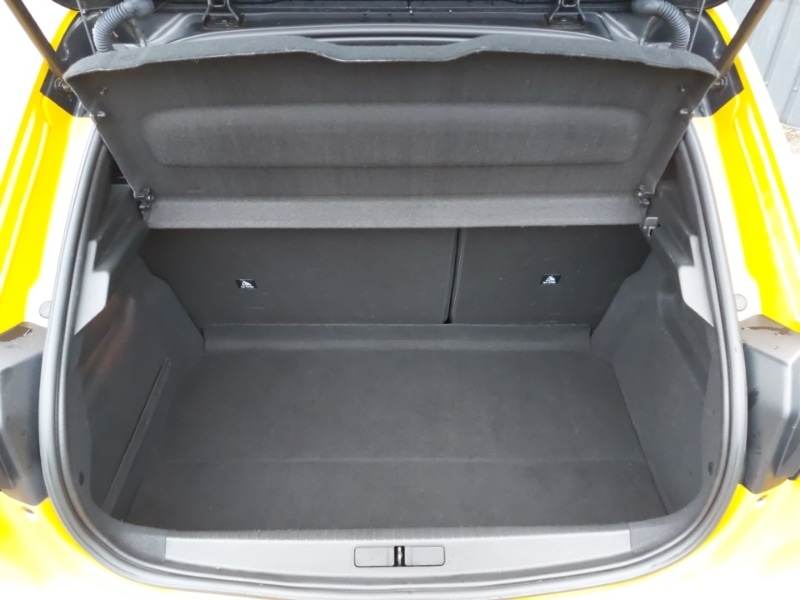 Used Peugeot 208 2022 for sale - 76630947: Photo 8