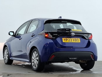 Used Toyota Yaris 2023 for sale - 78567232: Photo