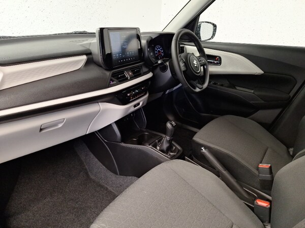 Used Suzuki Swift 2025 for sale - 76258821: Photo 5