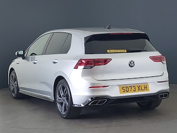 Used Volkswagen Golf 2023 for sale - 76366103: Photo