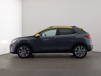 Used Kia Stonic 2023 for sale - 77876104: Photo