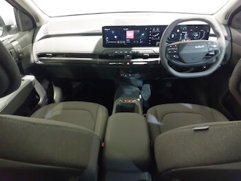 Used Kia EV3 2025 for sale - 77361059: Photo