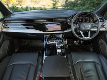 Used Audi Q7 2023 for sale - 79585700: Photo