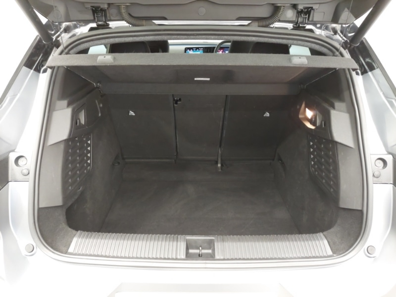 Used Renault Scenic E-Tech 2024 for sale - 76864653: Photo 8