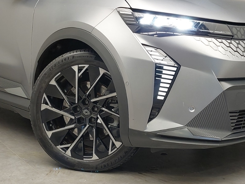 Used Renault Scenic E-Tech 2024 for sale - 76864653: Photo 9