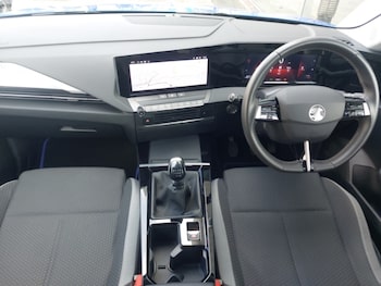 Used Vauxhall Astra 2023 for sale - 78756702: Photo