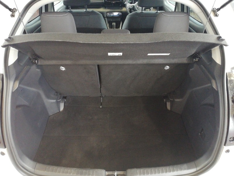 Used Toyota Yaris 2022 for sale - 76331298: Photo 8