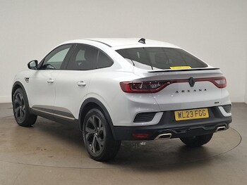Used Renault Arkana 2023 for sale - 79597479: Photo