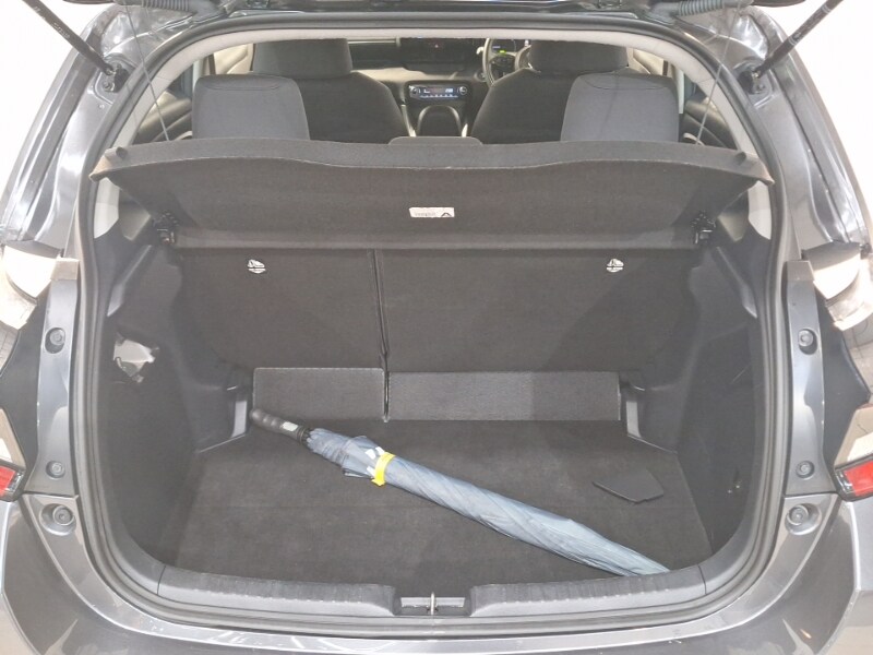 Used Mazda Mazda2 HYBRID 2024 for sale - 76683264: Photo 8