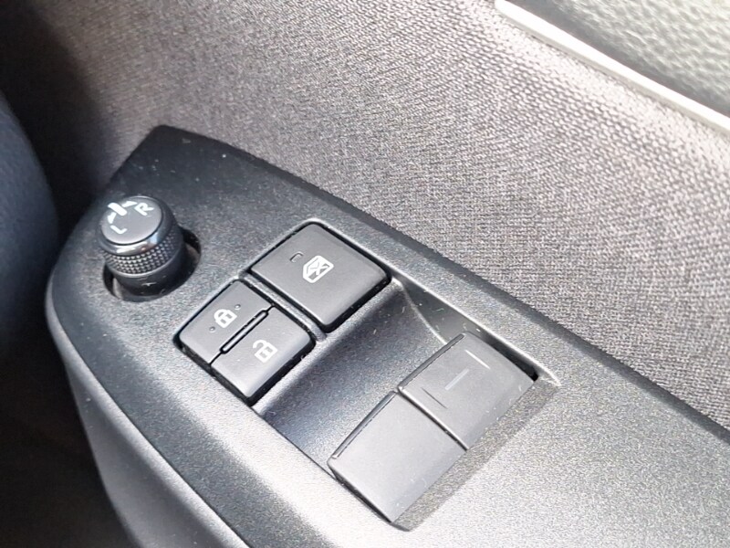 Used Toyota Yaris 2023 for sale - 77299014: Photo 12