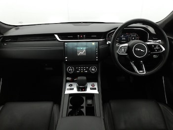 Used Jaguar F-Pace 2021 for sale - 78746978: Photo