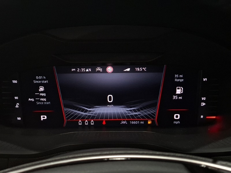 Used Skoda Karoq 2024 for sale - 76822646: Photo 10