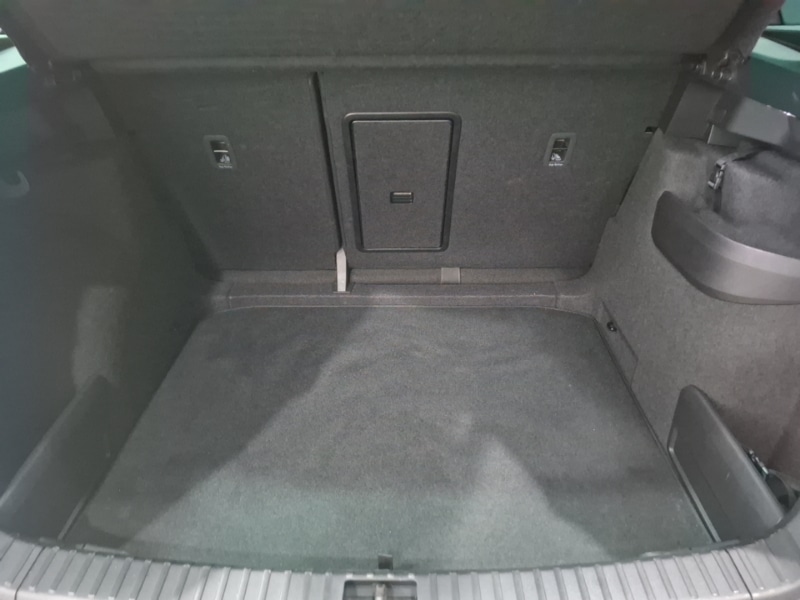 Used Skoda Karoq 2024 for sale - 76822646: Photo 8